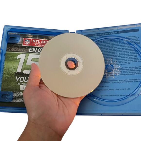 Madden NFL 16 - Sony Playstation 4 USED Excellent - Picture 3 of 4